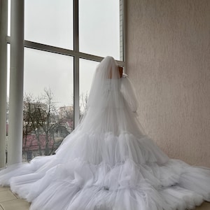 pretty woman blue and white dress Vivian Ward – Hoprom 23 Unconventional Wedding Dresses feature: prespants-tailoring Embrace timeless elegance in Size:L'