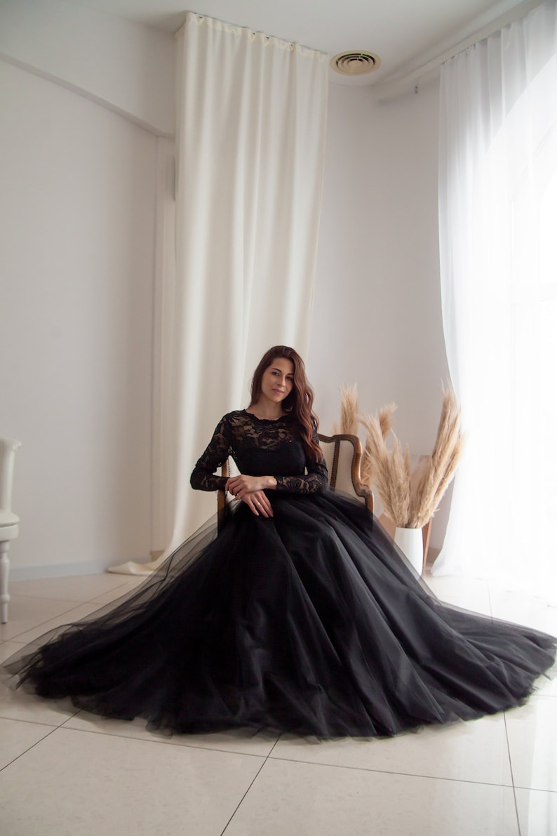 Elegant black dress Puffy tulle dress Lace evening dress Black wedding design Tulle dress with open back Black lace Long sleeve dresses image 1