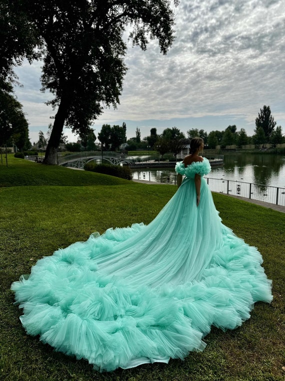 prom mint colored dresses