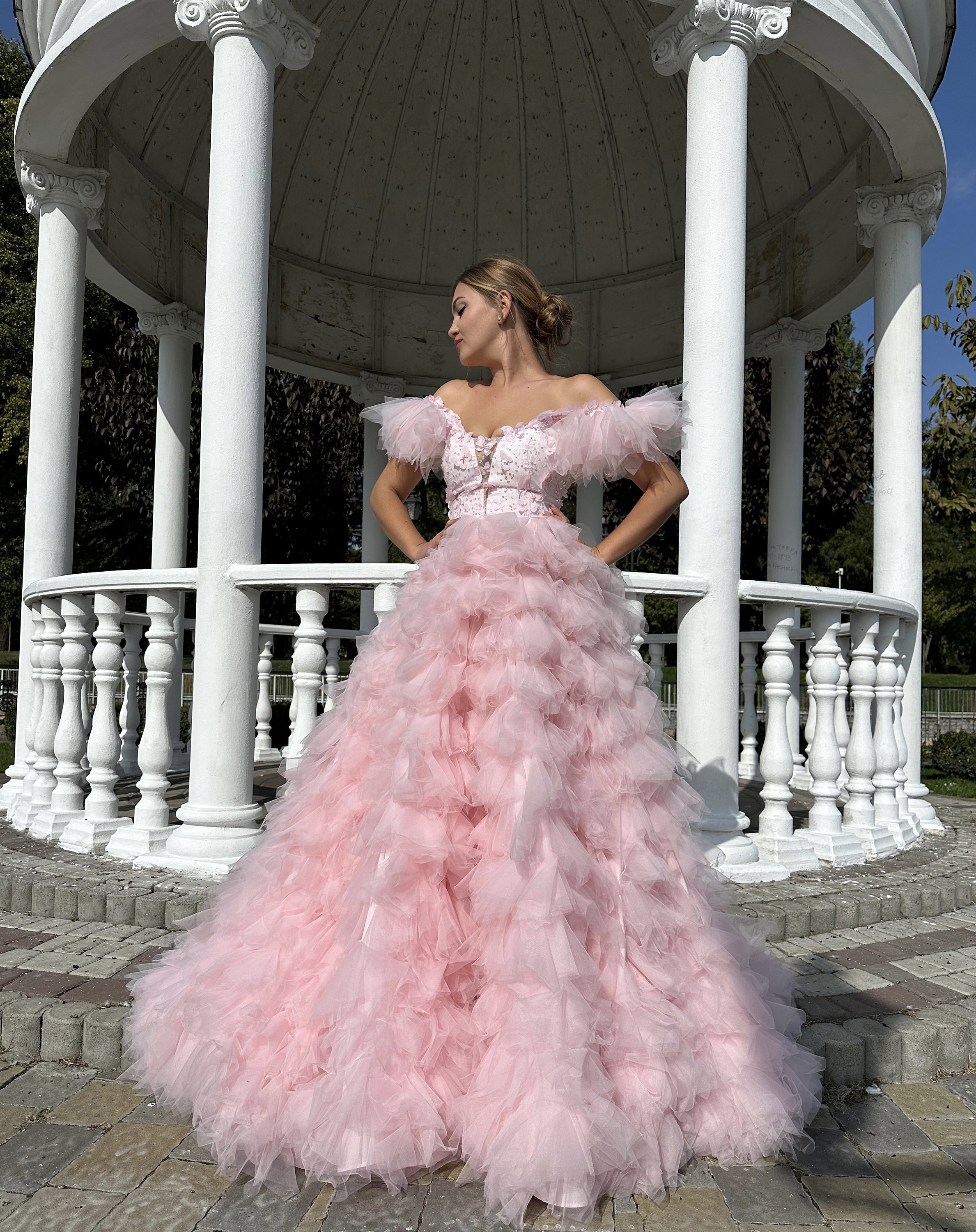 Buy Wedding Pink Dress,luxurious Dress, Tulle Dress,beaded Corset,big  Fluffy Dress With a Train,floral Dress,long Dress,fluffy Birthday Dress  Online in India - Etsy