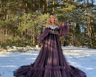 Florales Gothic Kleid, Himbeerschwarzes Ombre Kleid, Schwarzes Brautkleid mit 3D Blumen, Fantasy Party Kleid, Märchenhaftes Kleid für den Wald