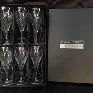 Set of 6 Hand Cut Crystal Wine Glasses | 24% Lead Crystal | Vintage Style Goblets in Gift Box