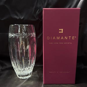 Crystal vase – Elegant Leaf Etched vase in Gift Box