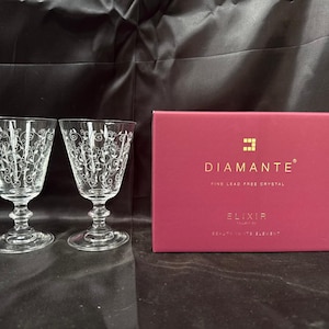 Crystal Wine Glasses – Set of 2 | Etched Goblets | Elegant Gift Box