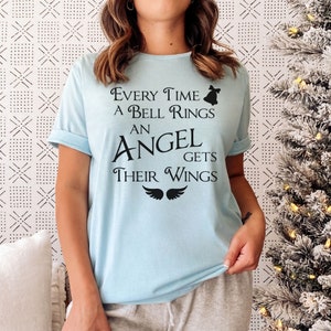 Camiseta "It's A Movie Life", camiseta navideña de película, alas de ángel