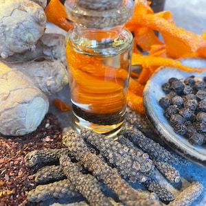 Aceite de Poder Interior / Concentración y Manifestación / Aceite Mágico "Poder" / Poder del Aceite Mágico / Poder del Aceite Ritual / Poder Mágico