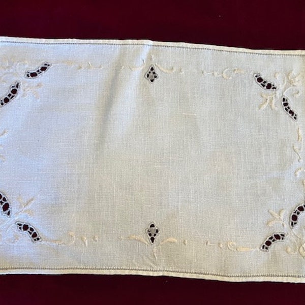 Set of 4 elegant, vintage hand embroidered placemats on ecru linen with cut out, in muted tones of gray, and ivory.  Circa 1930s