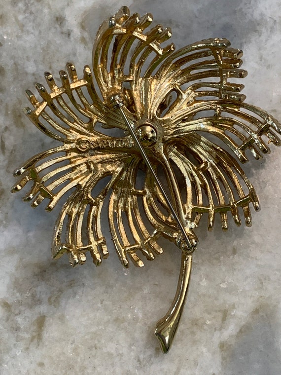 Sarah Coventry Vintage Brooch - image 2