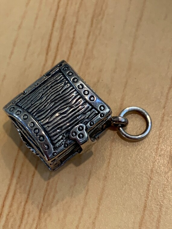 925 Treasure Chest Opens Sterling Silver Jewelry Charm Gem