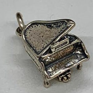 925 Baby Grand Piano Sterling Silver Jewelry Charm