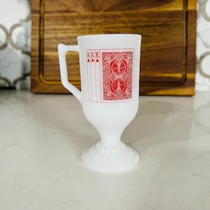 Vintage federale glazen speelkaart poker melkglas voetstuk mok