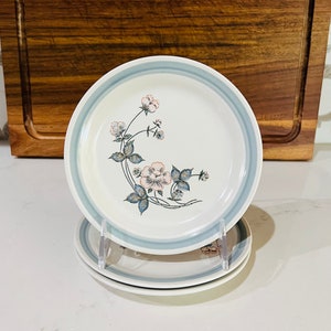 Vintage Country Glen Stoneware Turnberry Floral Country Farmhouse 6.5” Bread Plates Set of 3