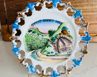 Vintage Porcelain Smoky Mountains Souvenir Plate Lace Edges 8.25”