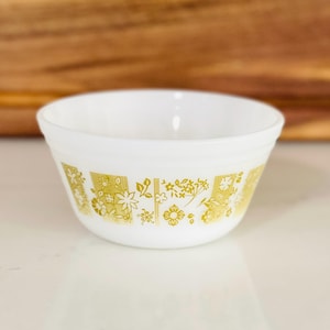 Vintage Federal Glass 6” Mixing Bowl Green Floral