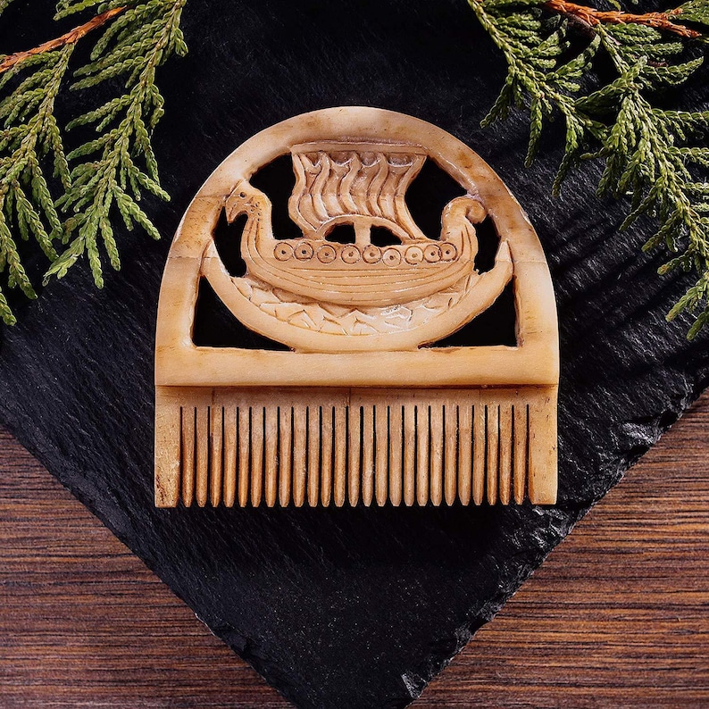Handcrafted Beard Comb for Men Drakkar Viking Design Made from Ox Bone Beard Care and Grooming Medieval Wedding and Birthday Gift Bild 3