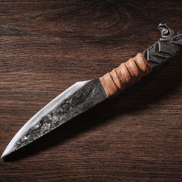 Hand Forged Viking Knife - 5.5" Blade with Boar's Head Hilt - Pocket Dagger - Cosplay Item - Sharp Blade - Birthday Gift - Medieval Weapon