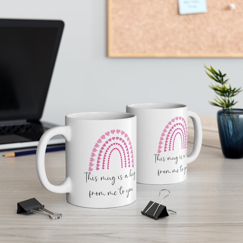 Câlin dans une tasse, tasse de coeur rétro, tasse de café mignonne, tasses avec des énonciations, tasse de café d'amour, tasse de café d'arc-en-ciel de coeur, tasse de café de Valentine image 3