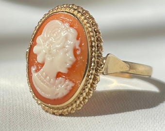 Sardonyx Shell Flower Cameo Ring With Zircons, Italian