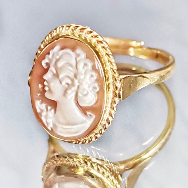 Adjustable Cameo ring with golden silver sterling frame, made in Italy, Face of woman carved from a sea shell, gift, midi ring