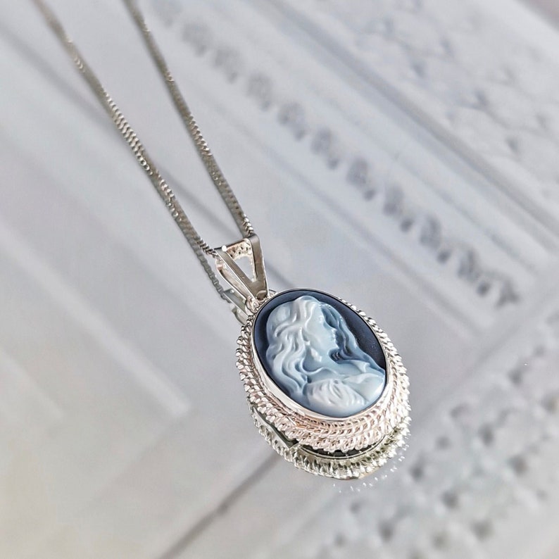 Blue cameo silver necklace, made in Italy, personalized gift for her, agate, wedding jewelry, victorian and vintage feel image 5