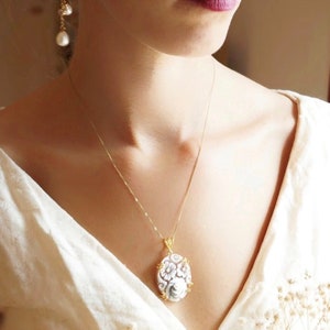 Collier de perles d'eau douce camées roses florales, cadeau personnalisé pour elle, collier de mariée, mariage, véritable fabrication italienne, cadeau pour mère image 6