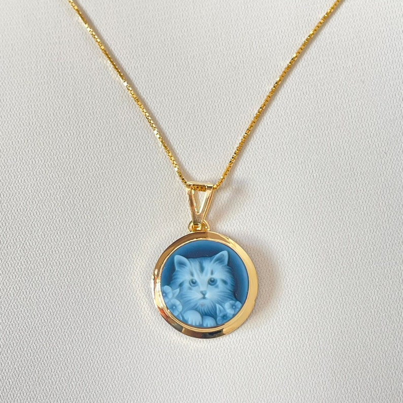 Cameo jewelry necklace, Blue agate, minimalist silver jewelry, made in Italy, handmade unique gift, cat theme image 6
