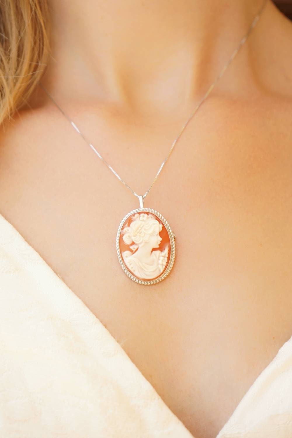 Traditional shell cameo necklace & brooch made in Italy Etsy