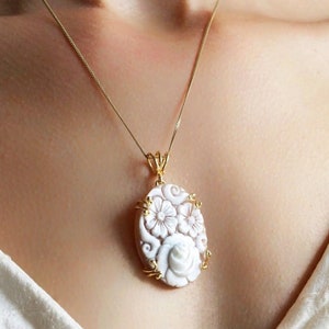 Collier de perles d'eau douce camées roses florales, cadeau personnalisé pour elle, collier de mariée, mariage, véritable fabrication italienne, cadeau pour mère image 7