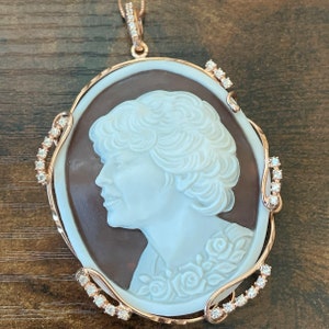 Personalised cameo, portrait cameo, cameo necklace, made in Italy, anniversary gift, made in Italy, personalised handmade gift, wedding gift Crystal Rose Gold