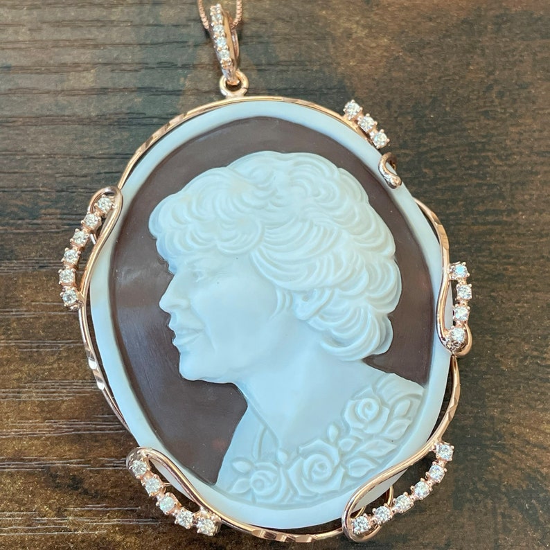 Personalised cameo, portrait cameo, cameo necklace, made in Italy, anniversary gift, made in Italy, personalised handmade gift, wedding gift Crystal Rose Gold