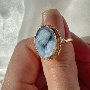 Blue cameo adjustable ring, golden silver sterling 925, mother and child, gift for her, made in Italy, Mother of the bride, gold cameo ring image 3