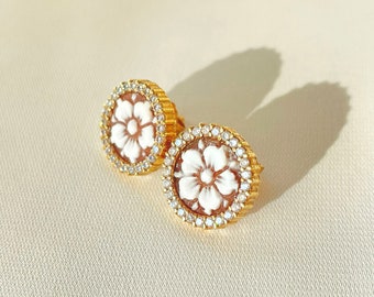 Pendientes dorados hechos a mano con camafeo, tema floral, regalo de aniversario y boda, hechos en Italia, pendientes minimalistas, tendencias 2024, conjunto de joyas