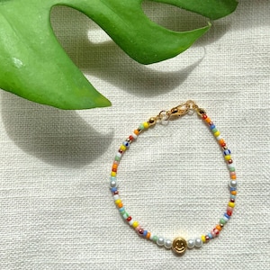 Bracelet with colorful beads / smiley / gold / pearl bracelet / jewelry / smiley bracelet