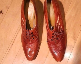 Kings Highway The Shoe Box Vintage Spain 2.5" heeled Sz. 8B Pumpkin Spice Brogue