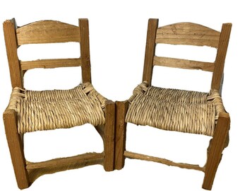 straw bottom chairs