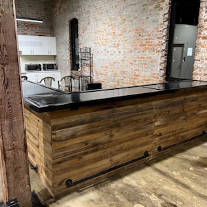 Custom L-Shaped Barnwood Bar: Rustic Home or Commercial Bar