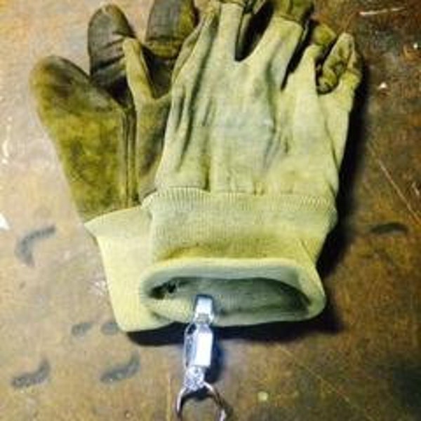 Firefighter Glove Clip