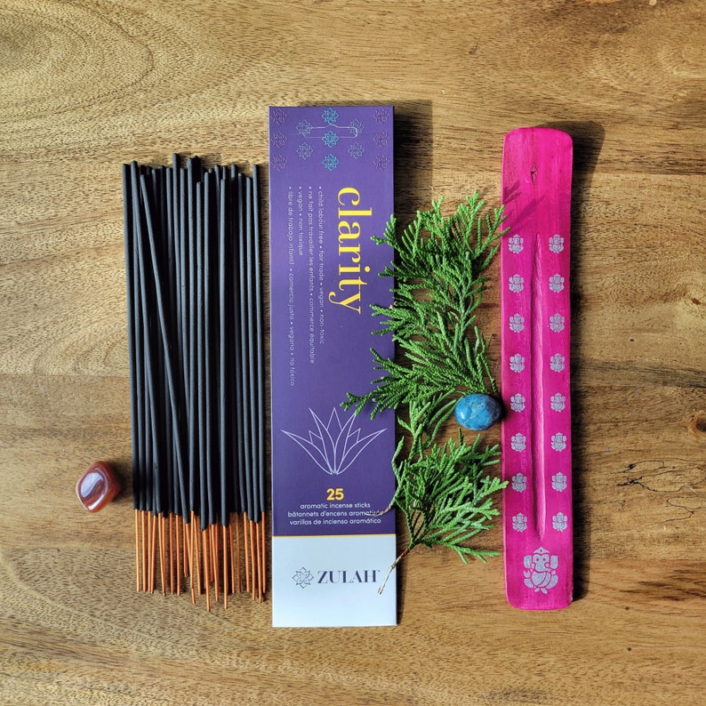 Lavender Incense Sticks, 25 sticks, Stress Reliever, Insomnia, Depression Anxiety Reliever, Yoga, Peace Insense Insence Encens Incienso 25Sticks+Flat Holder