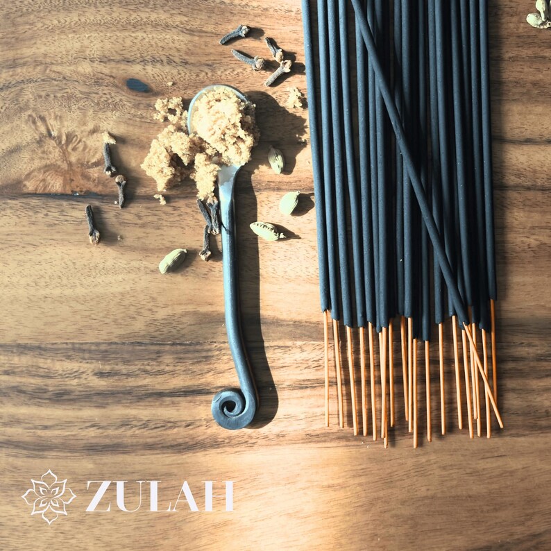 Clove & Cardamom Incense Sticks: Warm Spicy Aroma, Vegan, Handmade image 2