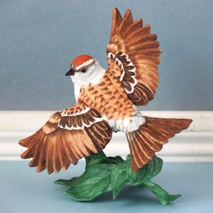 Vintage LENOX Chipping Sparrow Figurine: Fine Porcelain Bird Statue