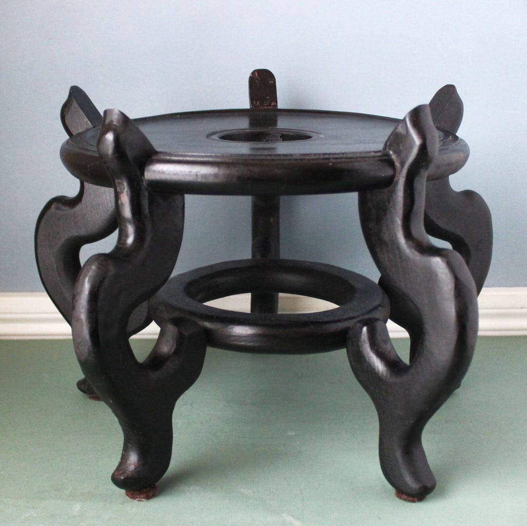 Large Chinese Stand: 9.25