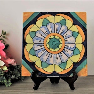 Vintage Spanische Talavera Kachel: Handbemalte Florale Keramikkunst , 200x200 mit Ständer