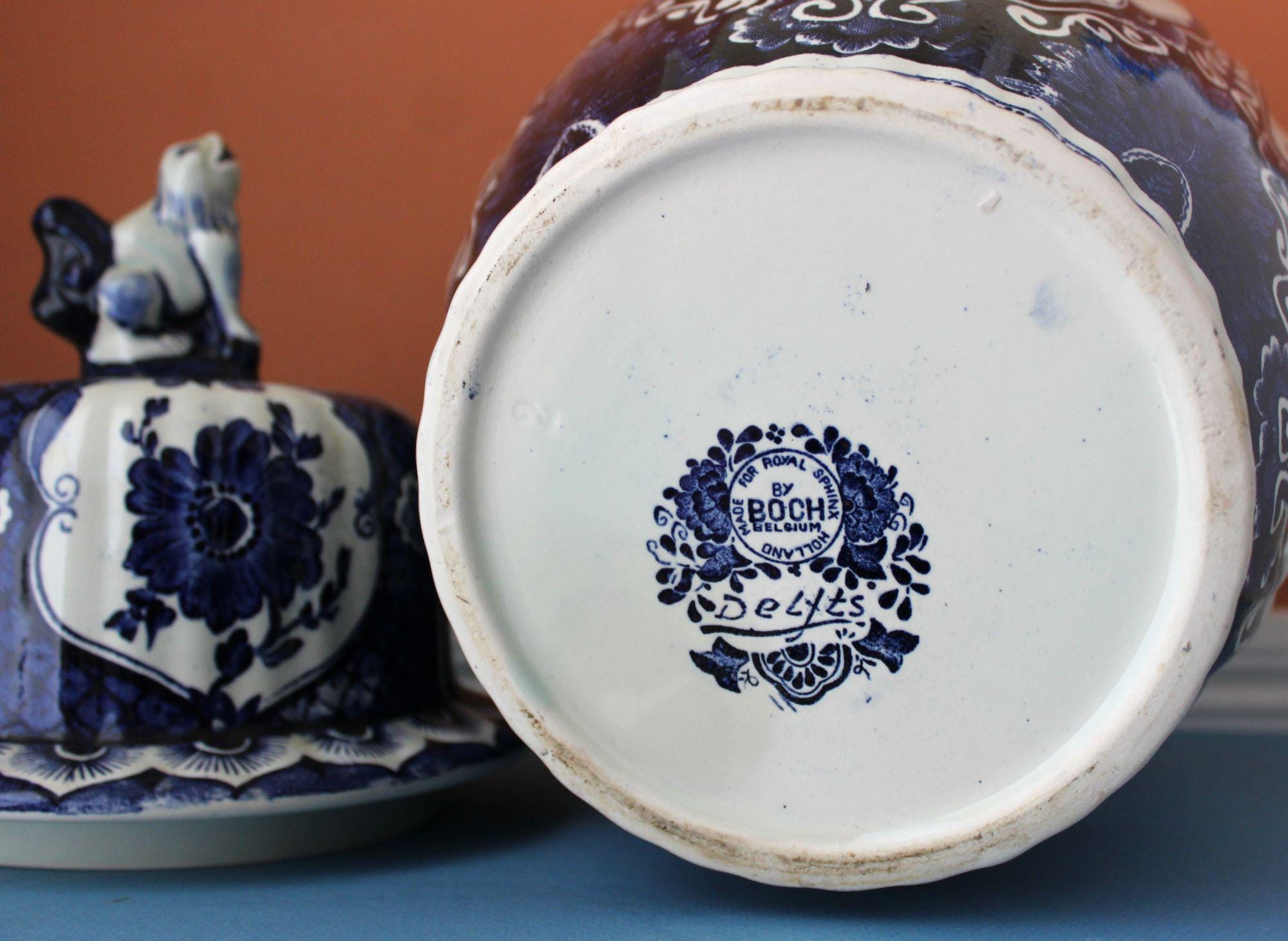 デルフトブルー ジンジャー；ロイヤルスフィンクスのフ−ドック壷、花