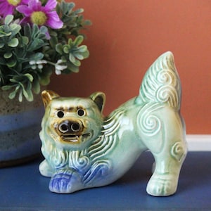 Chinese Foo Dog Figurine, Small Ceramic Green & Blue Guardian Shi-Shi Lion, Single Colorful Fu Dog, Asian Décor Fengshui Statue, Vintage