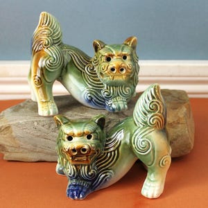 陶器獅子像 シーサー 花柄装飾