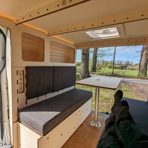 Agrandissement du camping-car pour Ford Transit