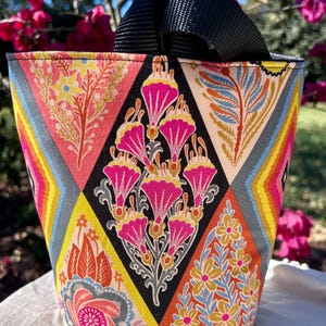 Nature-Themed Car Trash Container: Reusable Eco-Friendly Tote