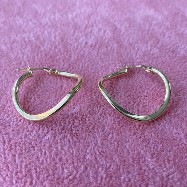 9ct Gold Twisted Hoop Earrings, Medium Sized, Stamped 375 9ct Gold