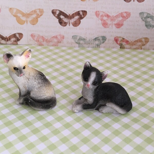12th Scale Dolls house Miniature Pet Cat