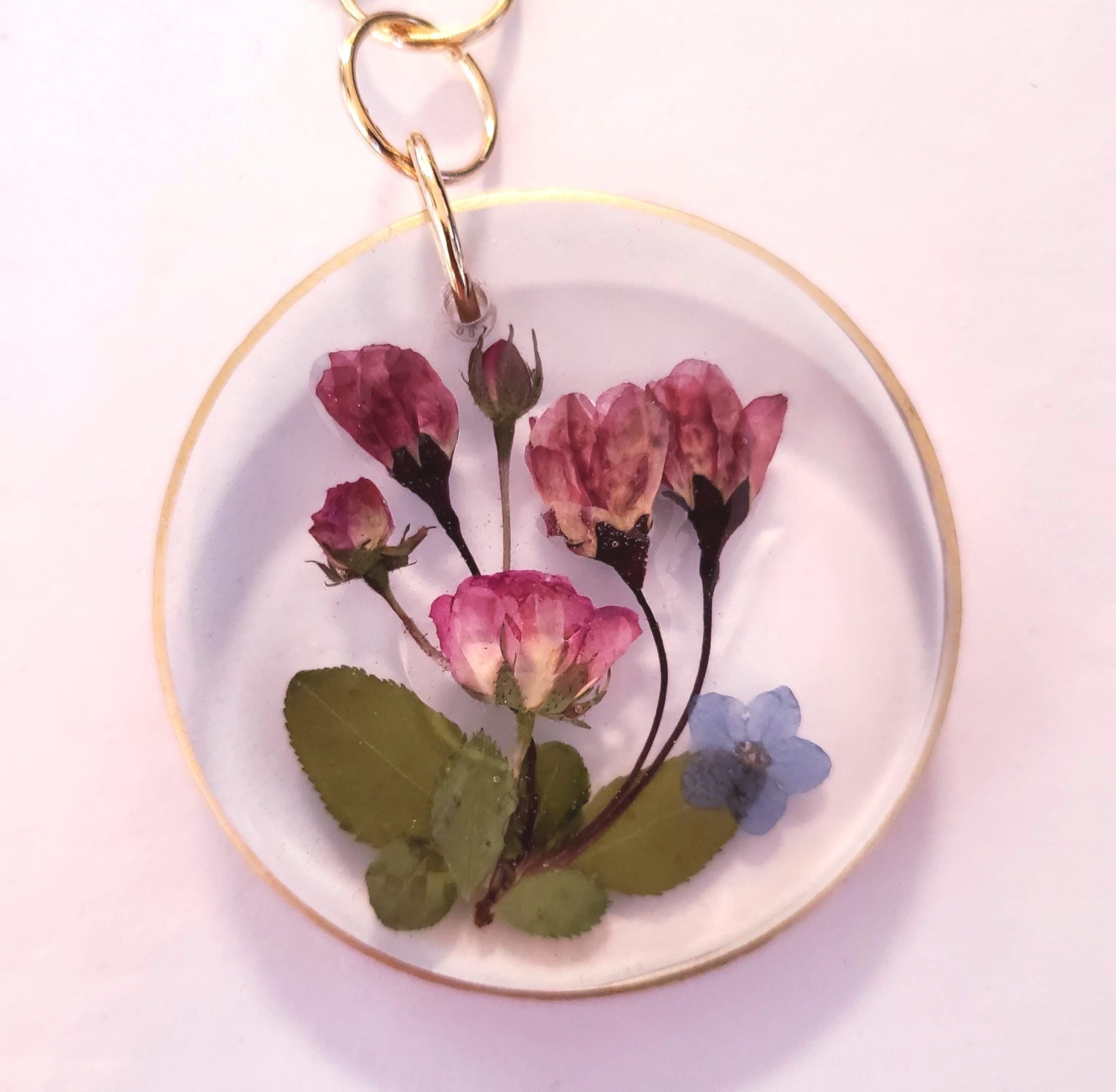 Resin Flower Keychain: Handmade Pressed Flower Tassel Key Holder